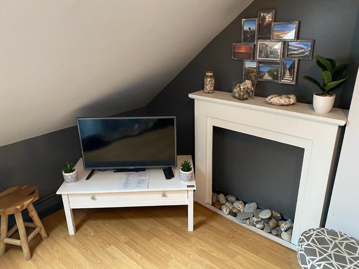 Appartement Romantique Tout Confort 4 Personnes บูโลญ-ซูร์-แมร์ ภายนอก รูปภาพ